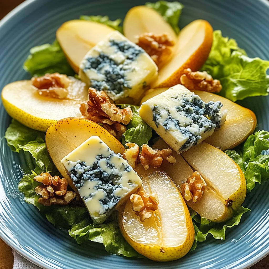 Une assiette garnie de tranches de pomme et de fromage.